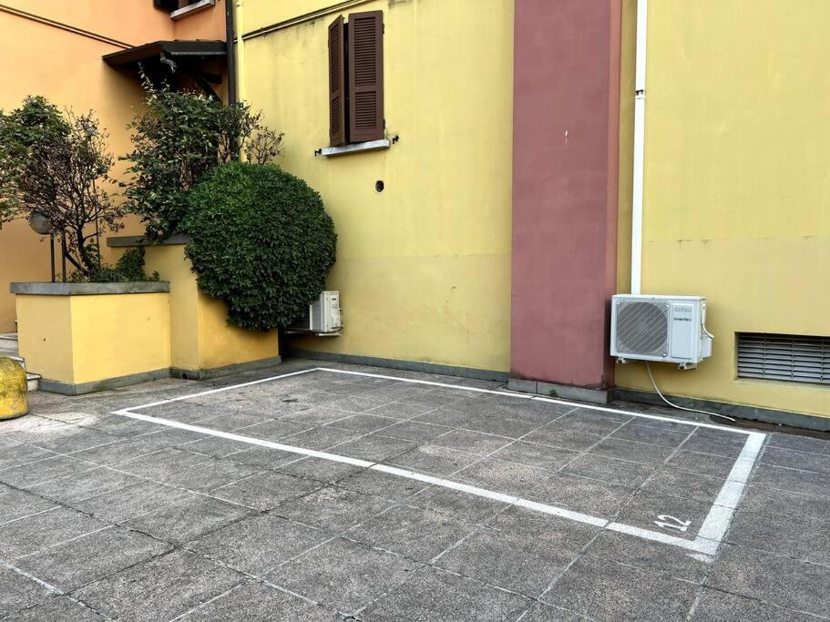 Апартаменты Attico In Piazza Matteotti Дезенцано-дель-Гарда Экстерьер фото